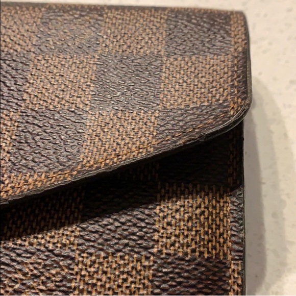 Louis Vuitton Sarah Wallet - Picture 4 of 8